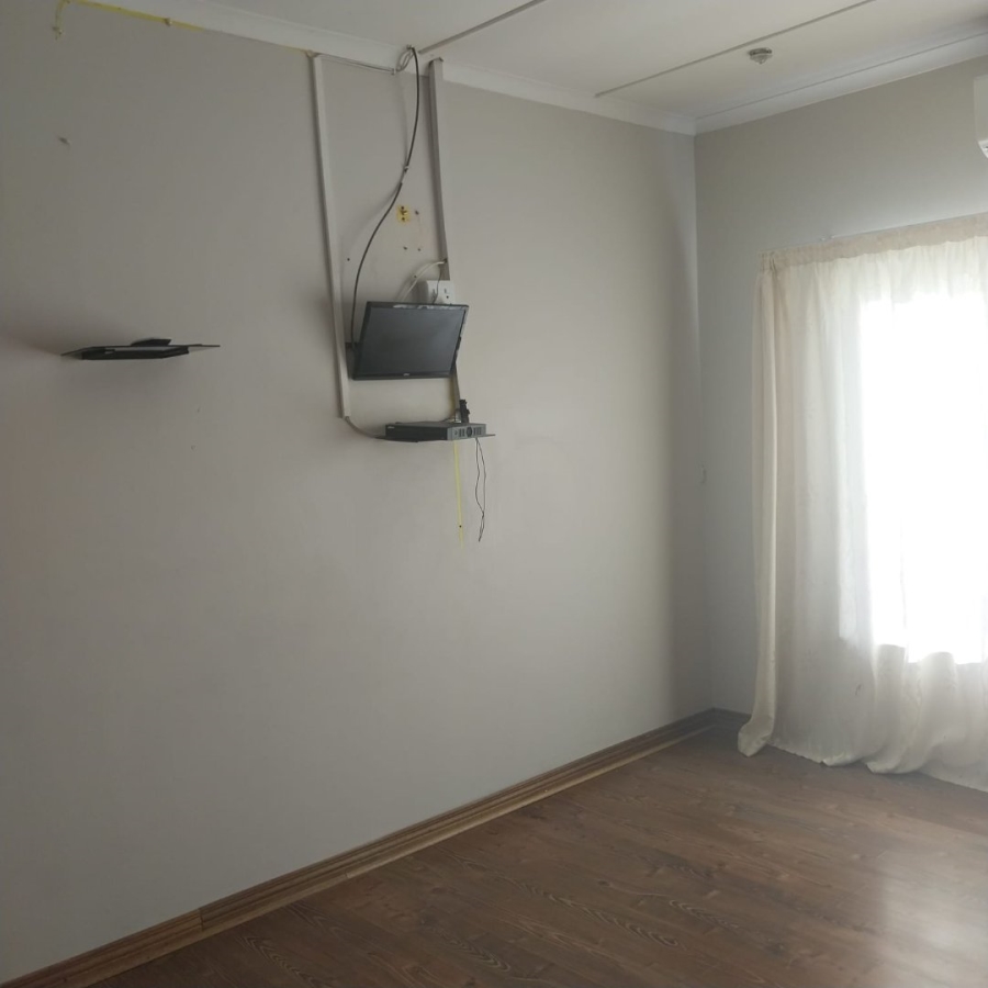 3 Bedroom Property for Sale in Rhodesdene Northern Cape